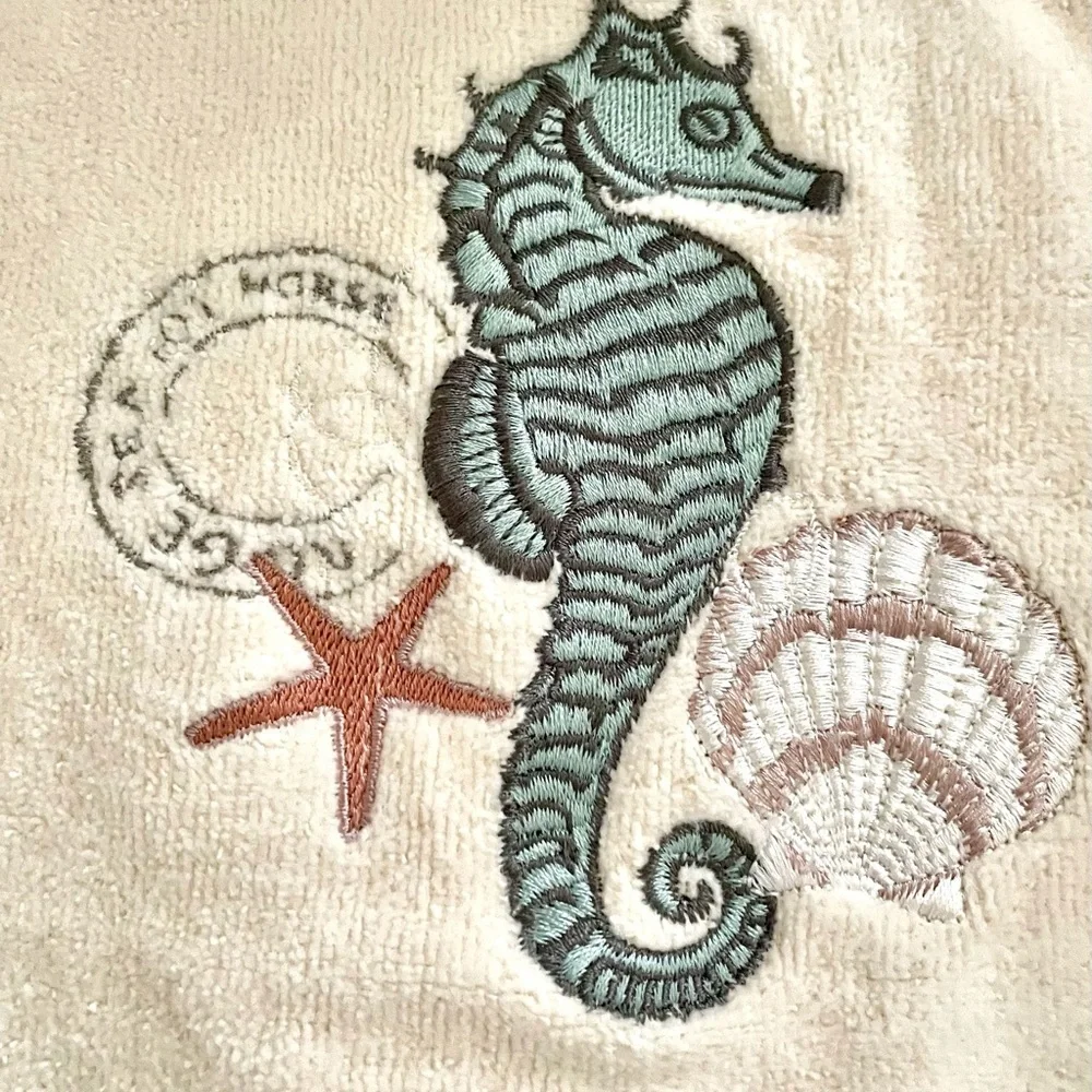 Avanti The Art of the Bath Embroidered Seahorse 199% Cotton Towel Set Six Pieces